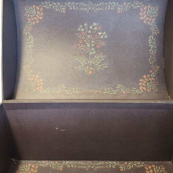 Bob's Boxes Primitives "Antique Truck Box‎ Bless this House" 2001 - Picture 9 of 10